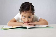 小孩3歲注意力不集中怎么辦？