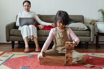 孩子注意力不集中是什么原因呢？